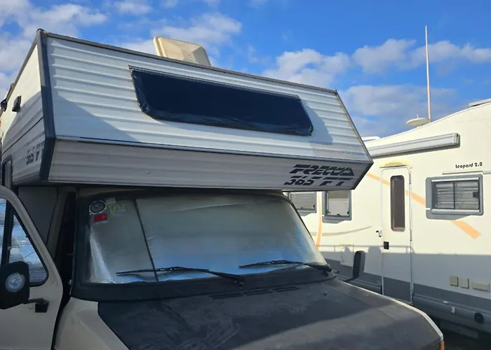 Autocaravana Pasar La Noche *