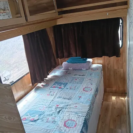 Autocaravana Pasar La Noche Kemping Puertito de Guimar